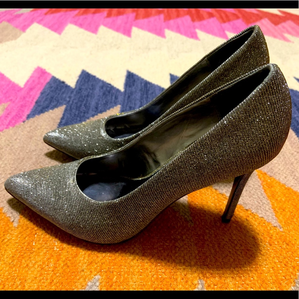 New sparkly Carlos Santana pointy toe heels